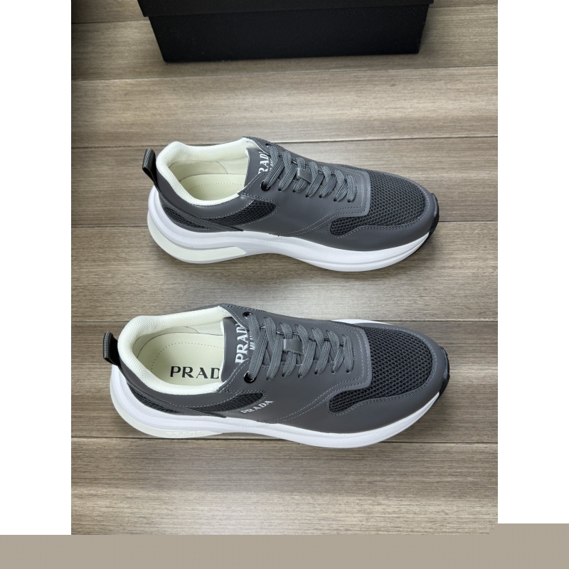 Pra*a casual shoes